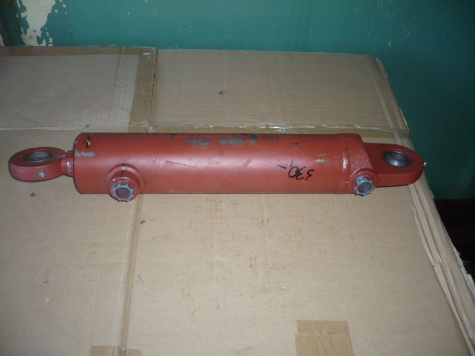 Cylinder czerwony do kolekcji U-1224