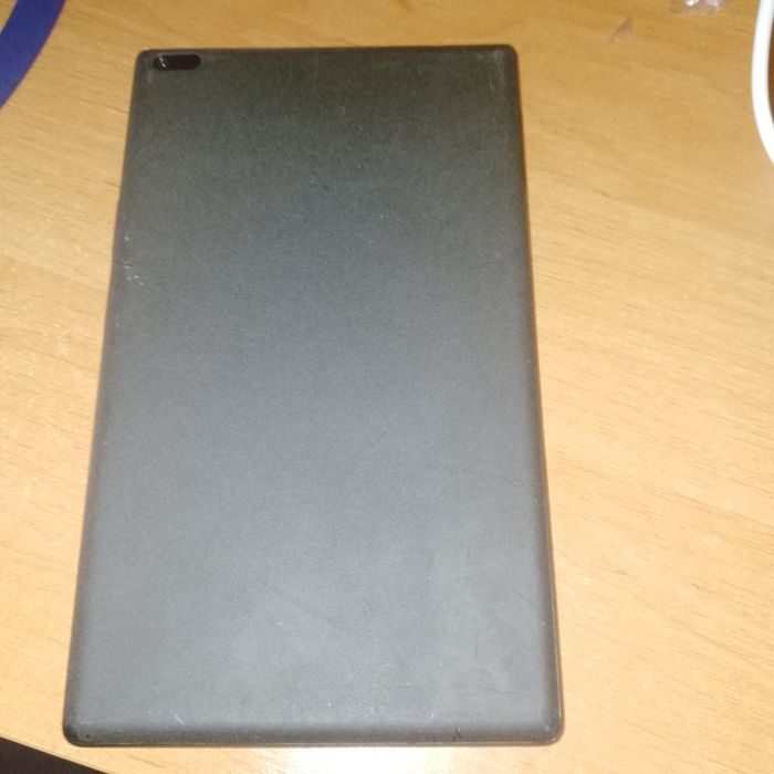 Планшет Леново не рабочий