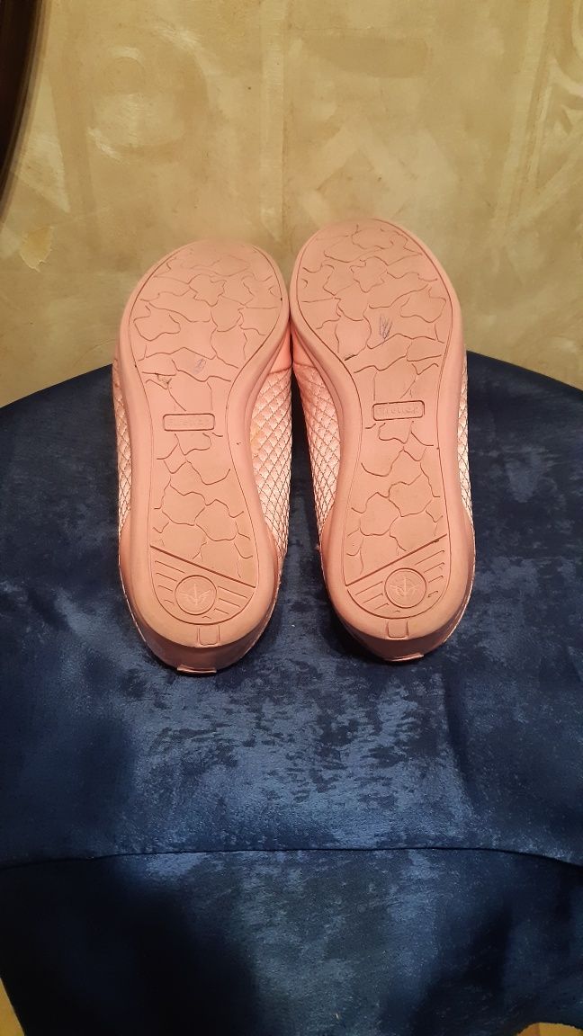 Кроссовки Firetrap Dr Domello Pink.41 размер. Женские