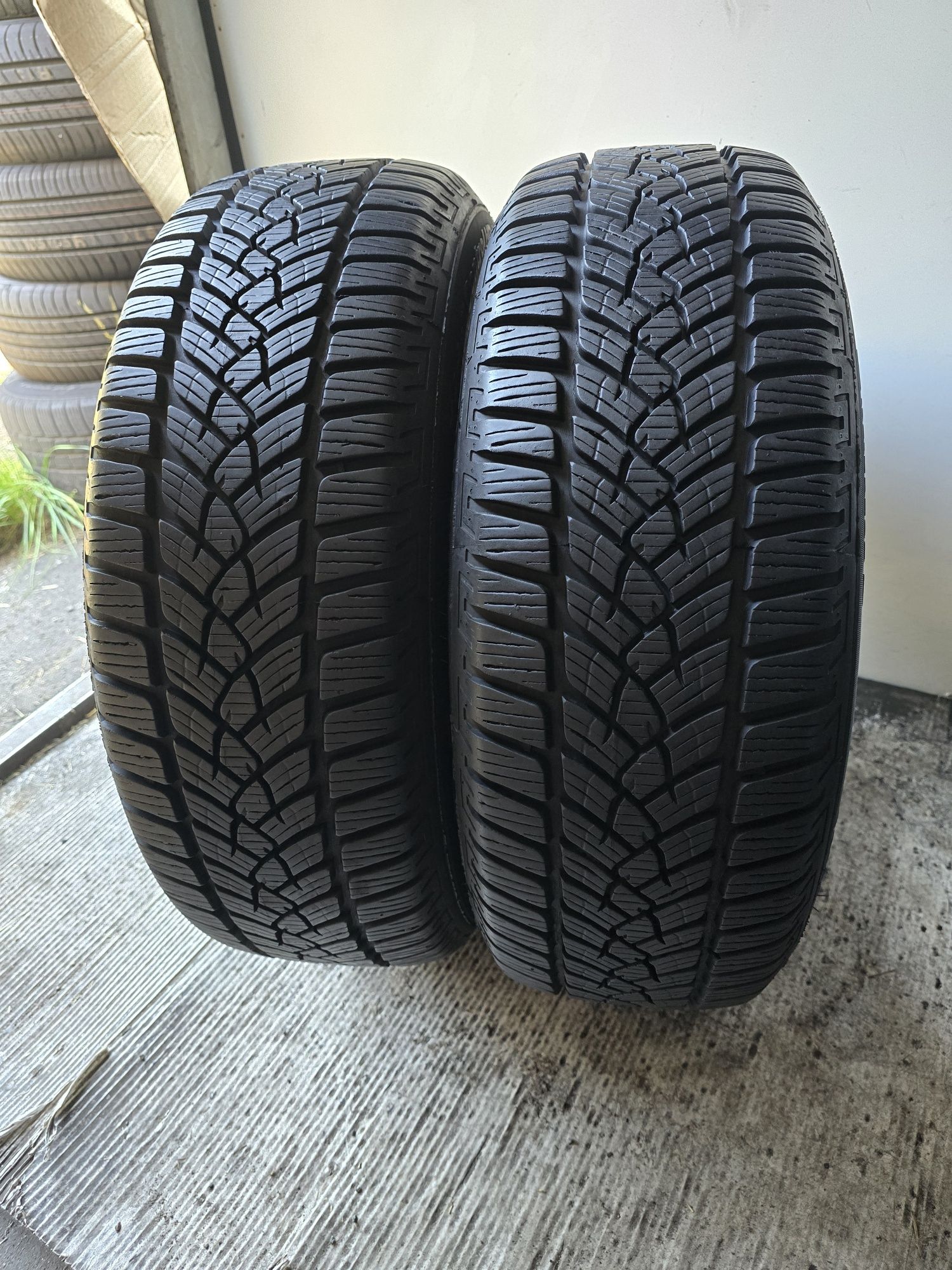 Sprzedam 2 opony 205/60 16" Fulda wielosezonowe 95%