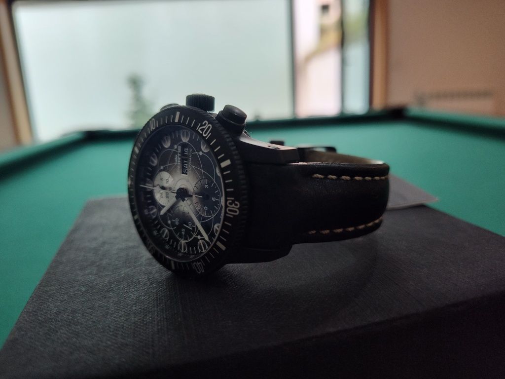 Fortis B-42 Cronograph Art Planet Ltd edition