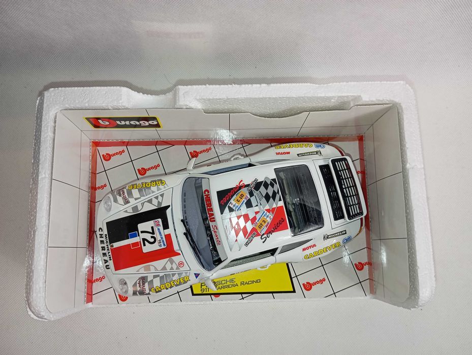 Burago Porsche 911 Carrera Racing 1:18