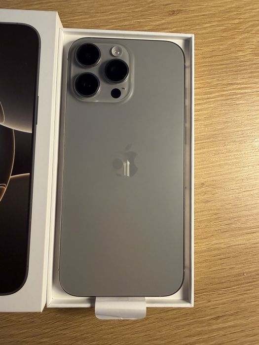 Iphone 16 Pro Max Como novo