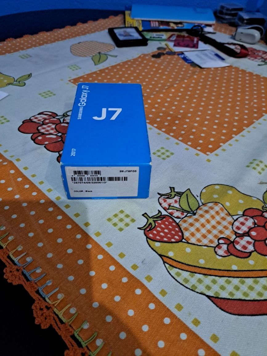 Samsumg galaxy j7 2017