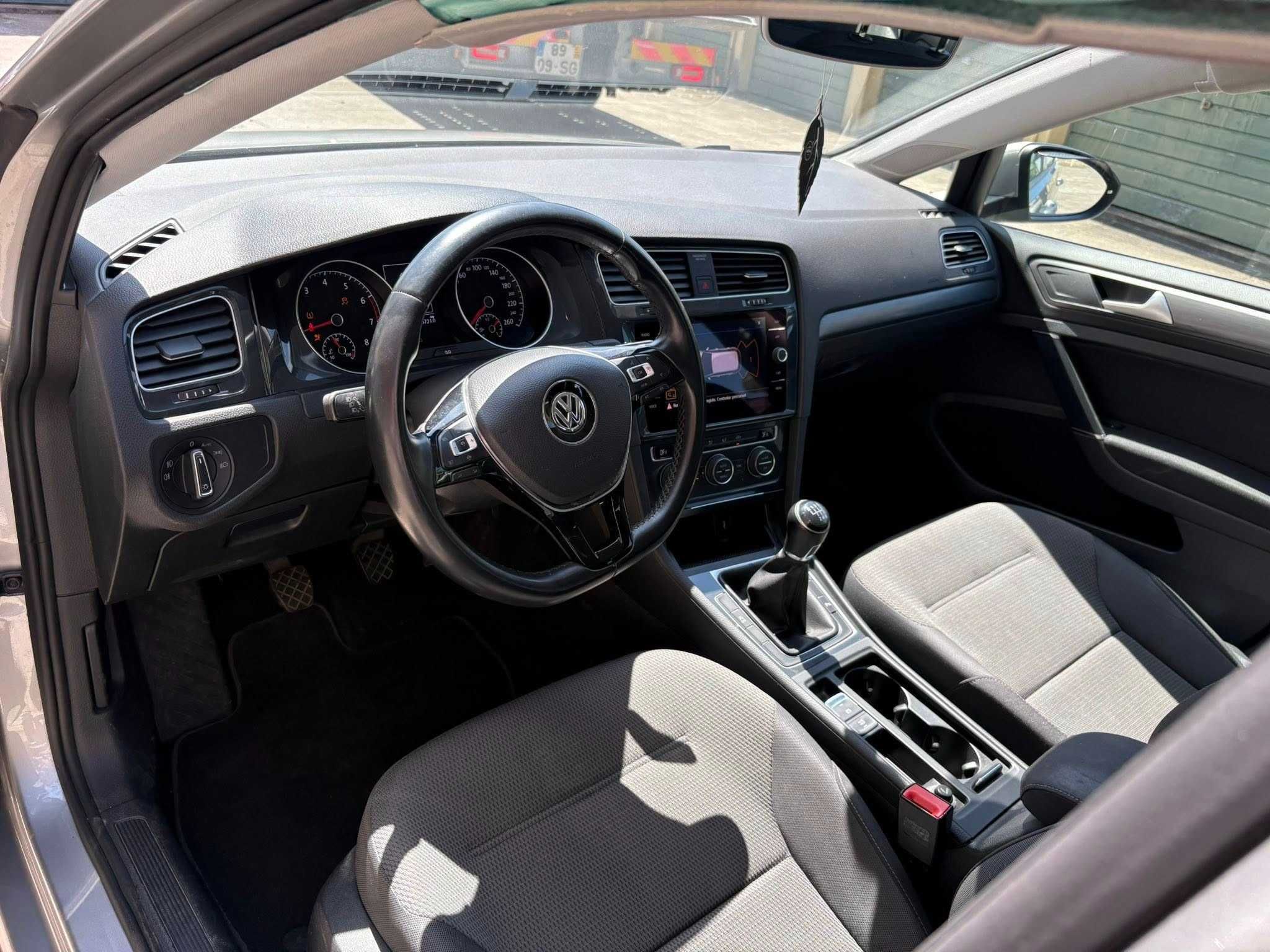 VW GOLF VII 1.0 TSI Confortline Gasolina