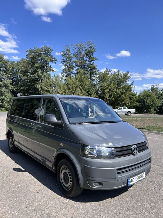 Продаю авто Volkswagen Caravelle 2011 року.