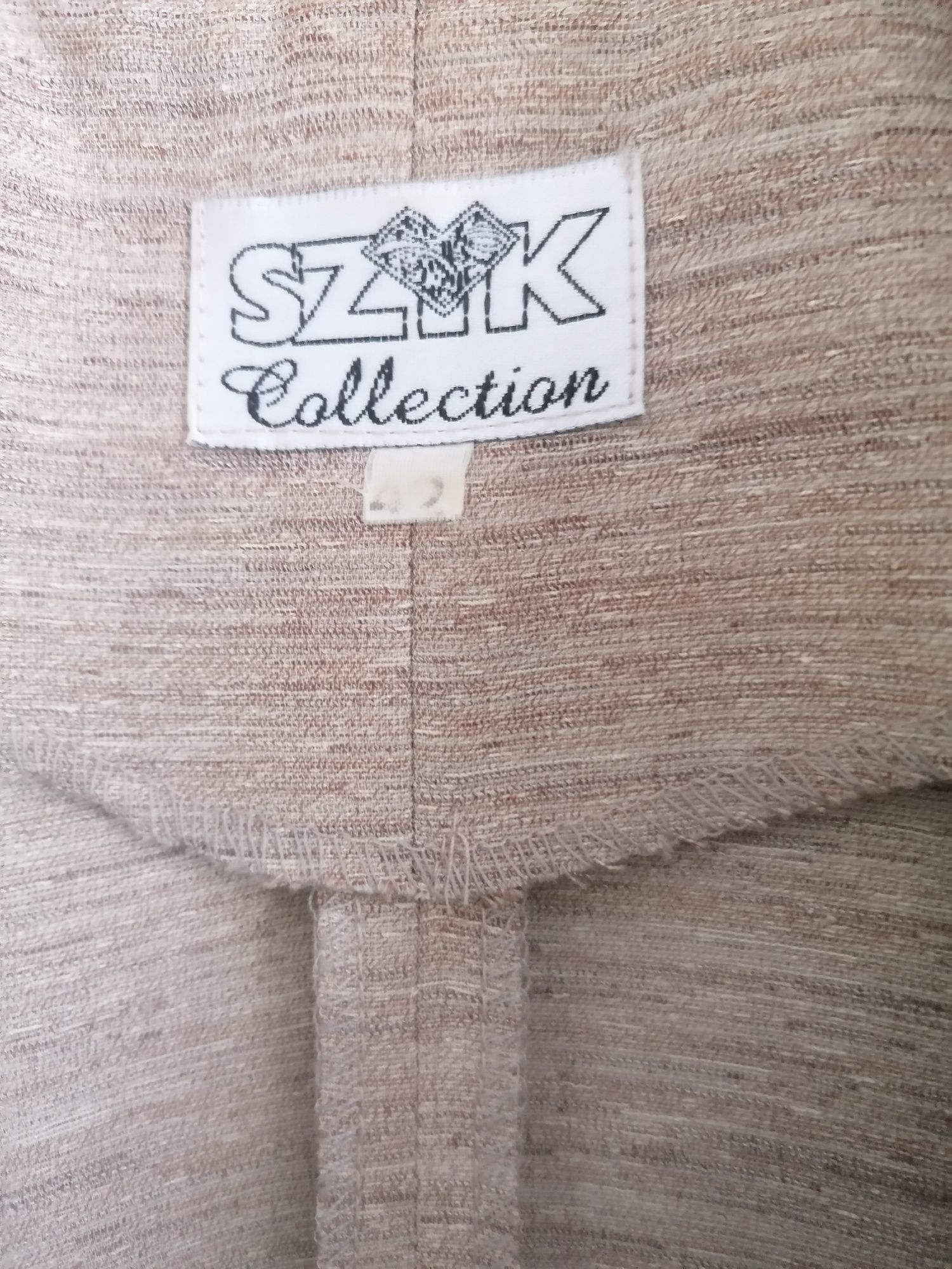 1 raz założona garsonka/ kostium  żakiet i spódnica SZYK COLLECTION