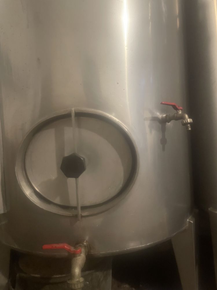 Cubas vinho 800 litros