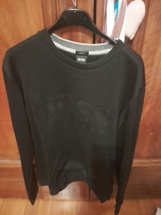 Camisola Hugo Boss ,slim fit , tamanho M