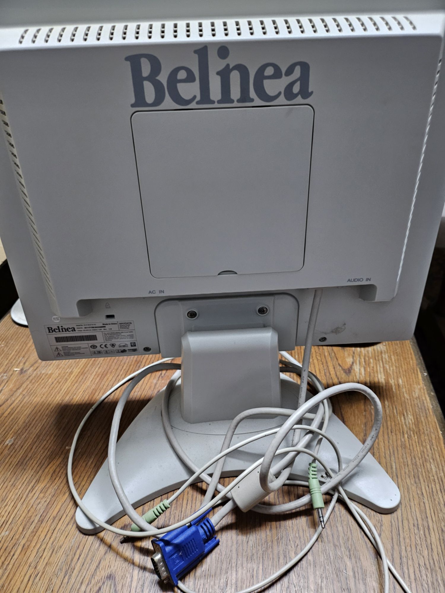 Monitor BELINEA 17 cali