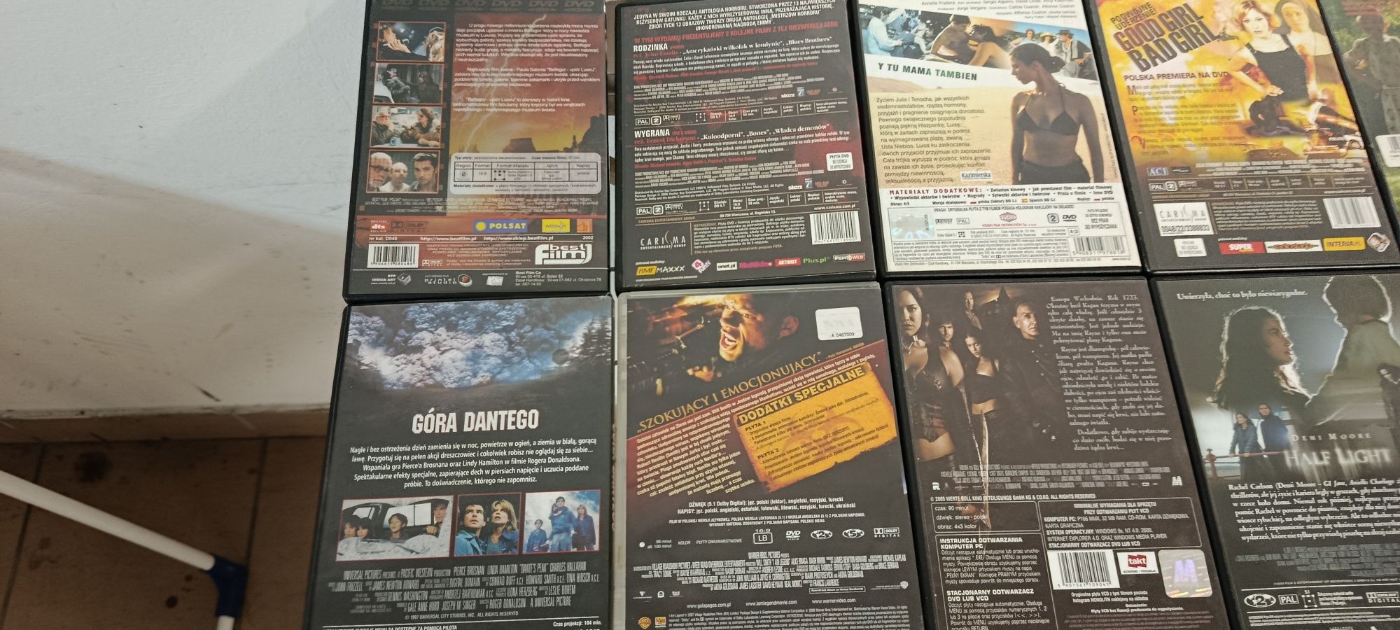 Filmy na DVD 30 sztuk