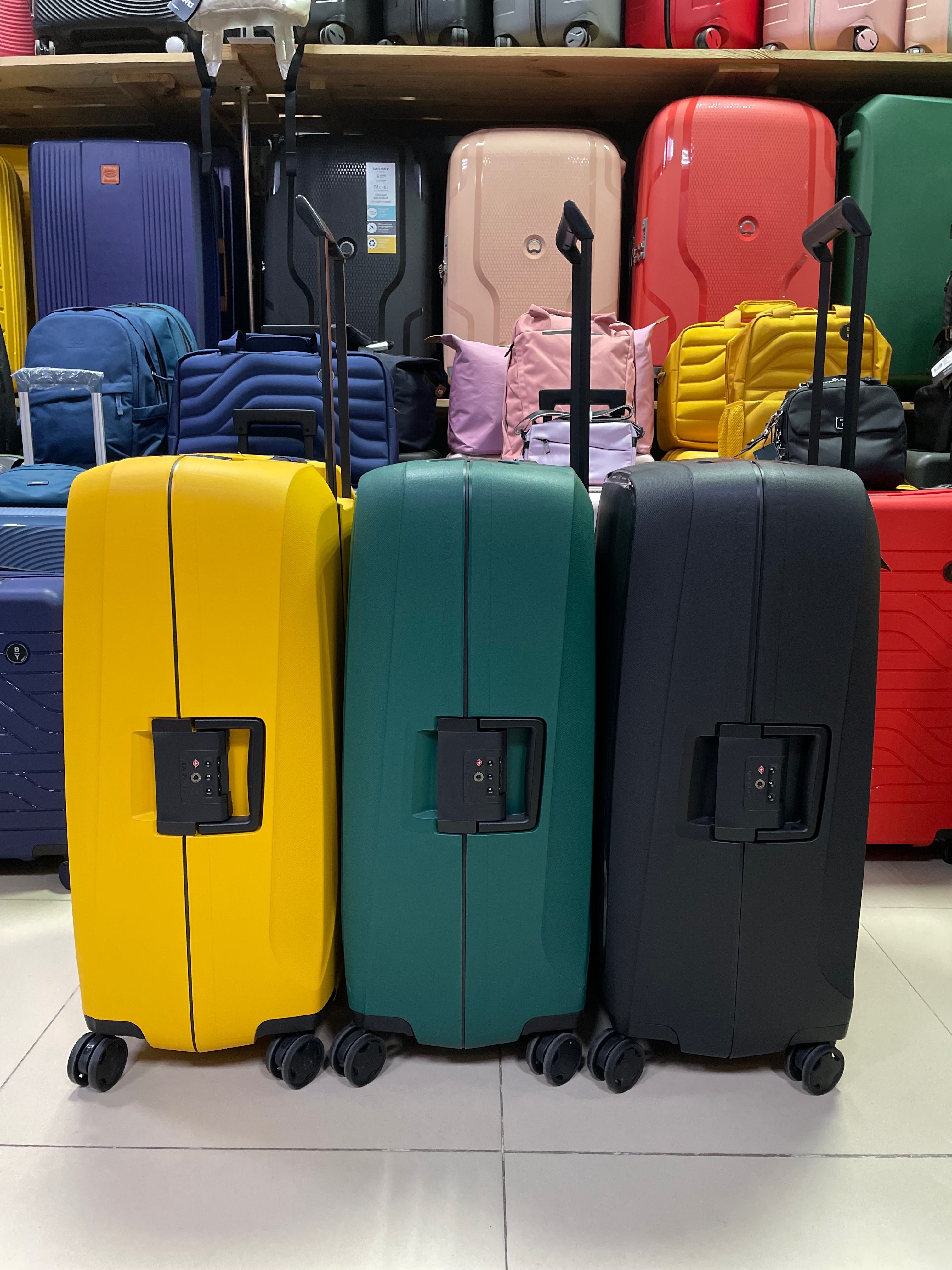 Валіза Samsonite Essense KM0*36003 жовта з поліпропілену