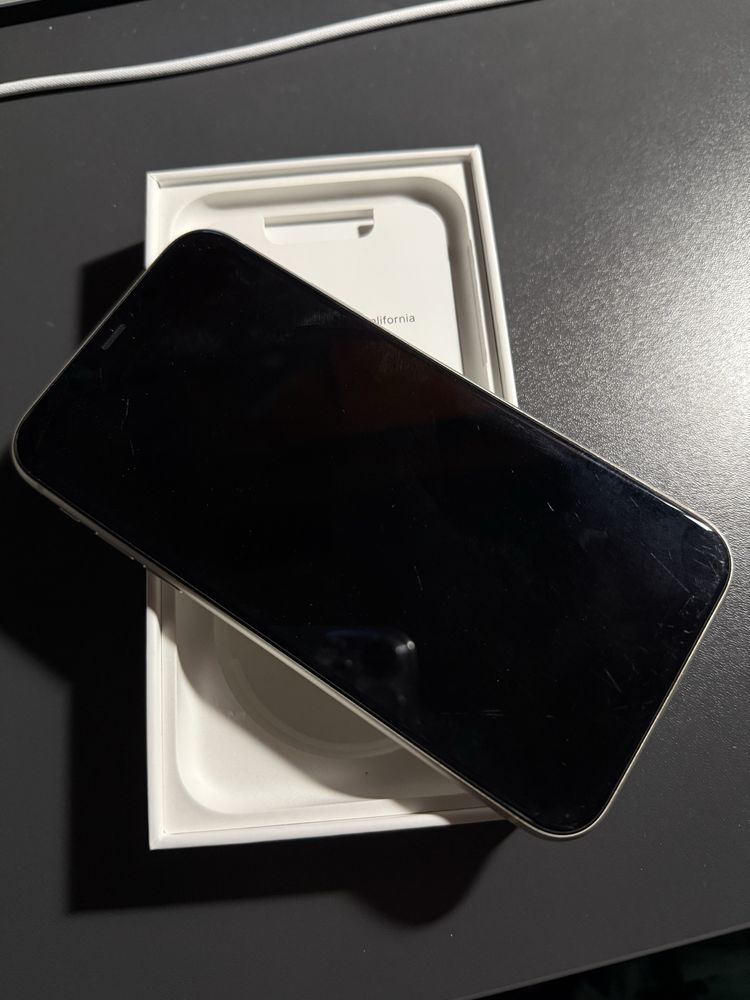 Iphone 11, 128gb білий
