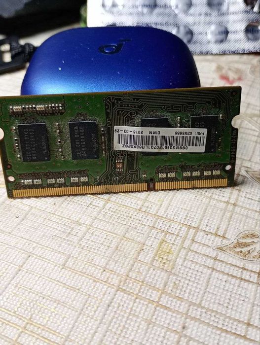 Оперативна пам'ять Samsung DDR3 SO-DIMM 4Gb 1600 C11 1.35 v