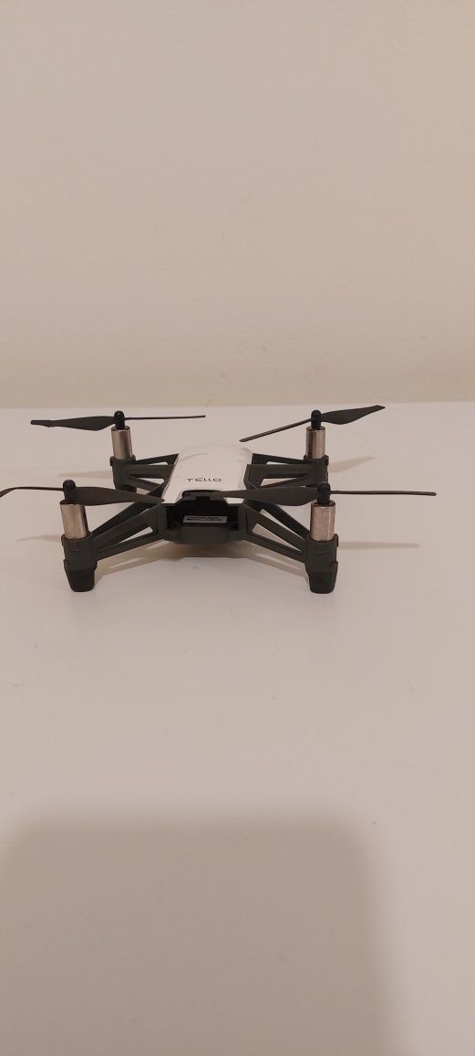 Drone Dji Tello com helices suplentes