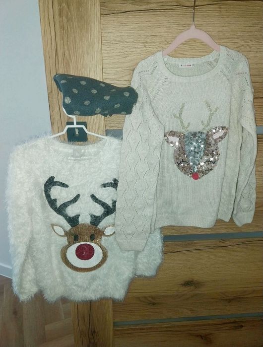 Świateczne sweterki i spódniczka 134
