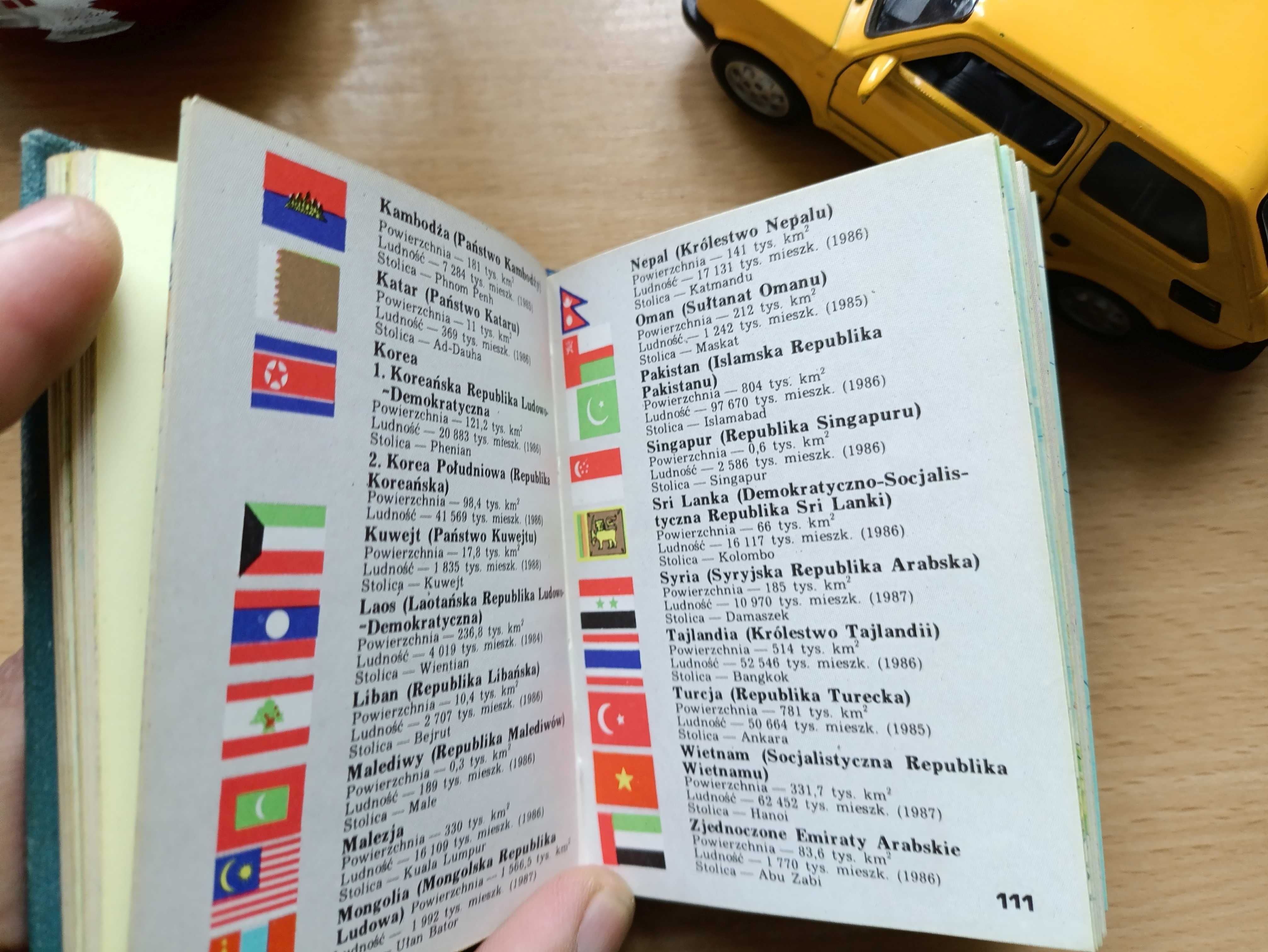 Geograficzny mini atlas świata - PRL