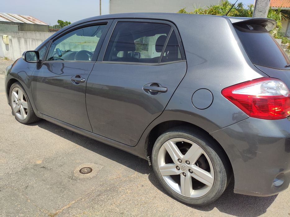 Toyota Auris para peças