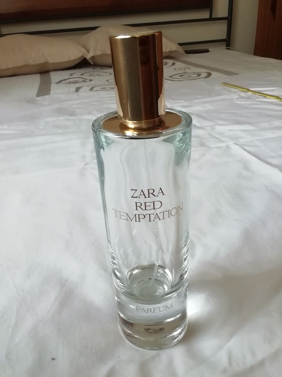 Frasco de perfume Zara, vazio