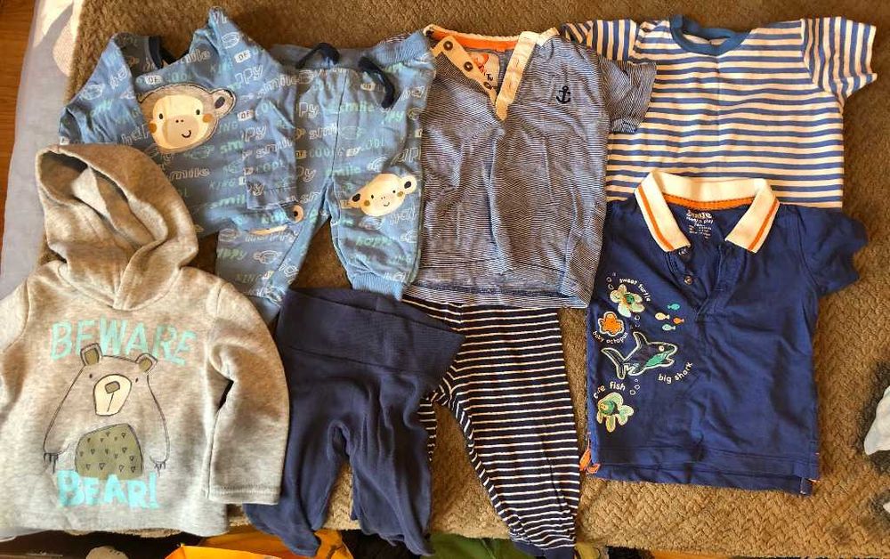 Spodnie koszulki bluzy rozmiar 74 80 zestaw 32szt