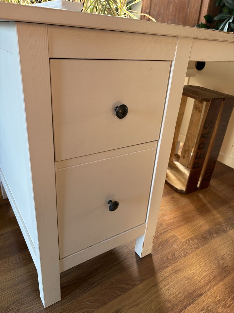 Oddam za darmo biurko ikea
