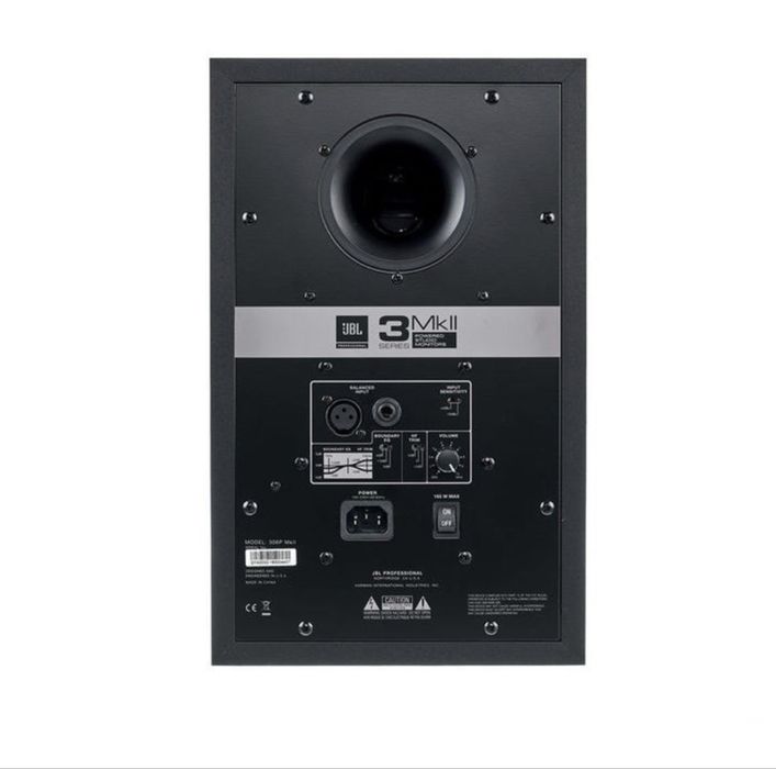 Студійний монітор JBL 306P