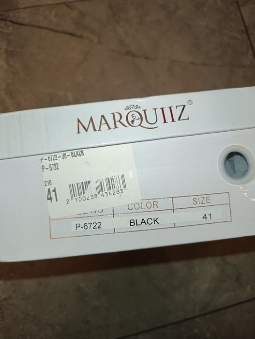 Szpilki, granatowe mieniące się. R. 40-41. Wysokie.