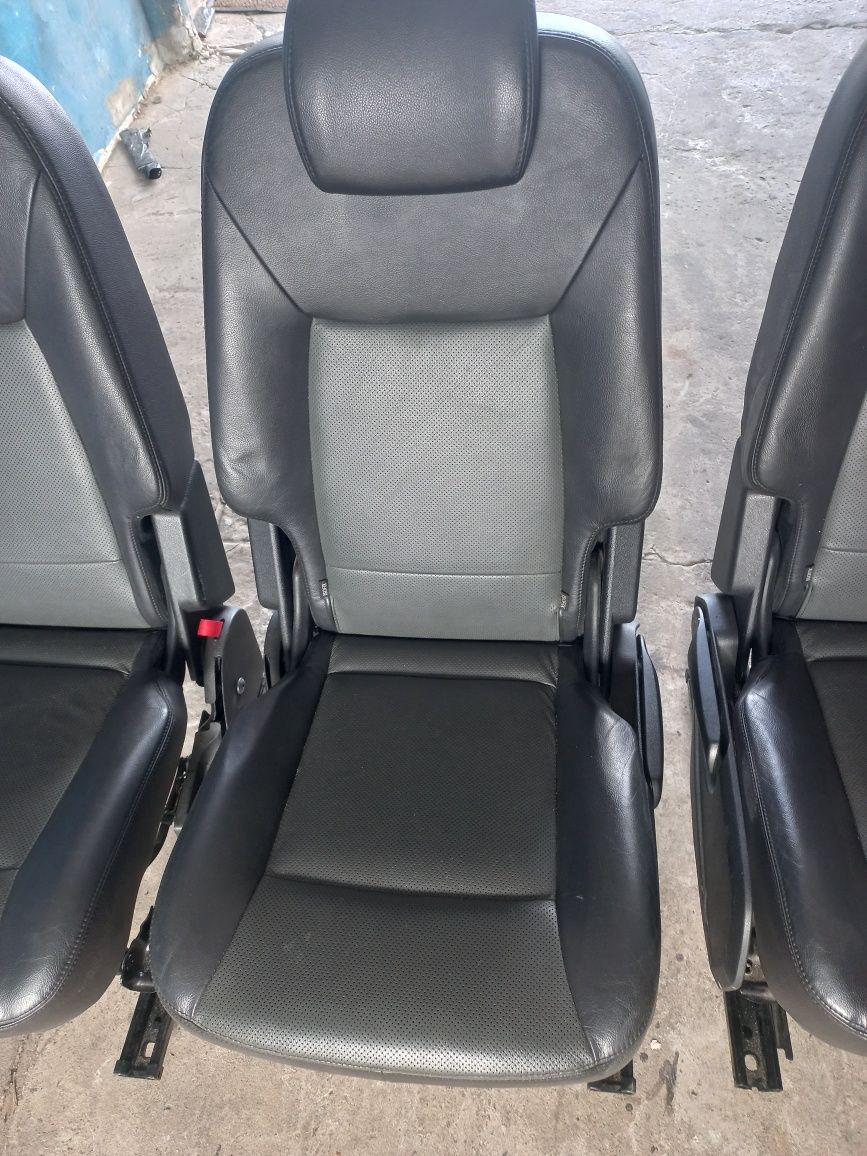Fotele 2 rząd ford s-max galaxy przesuwane