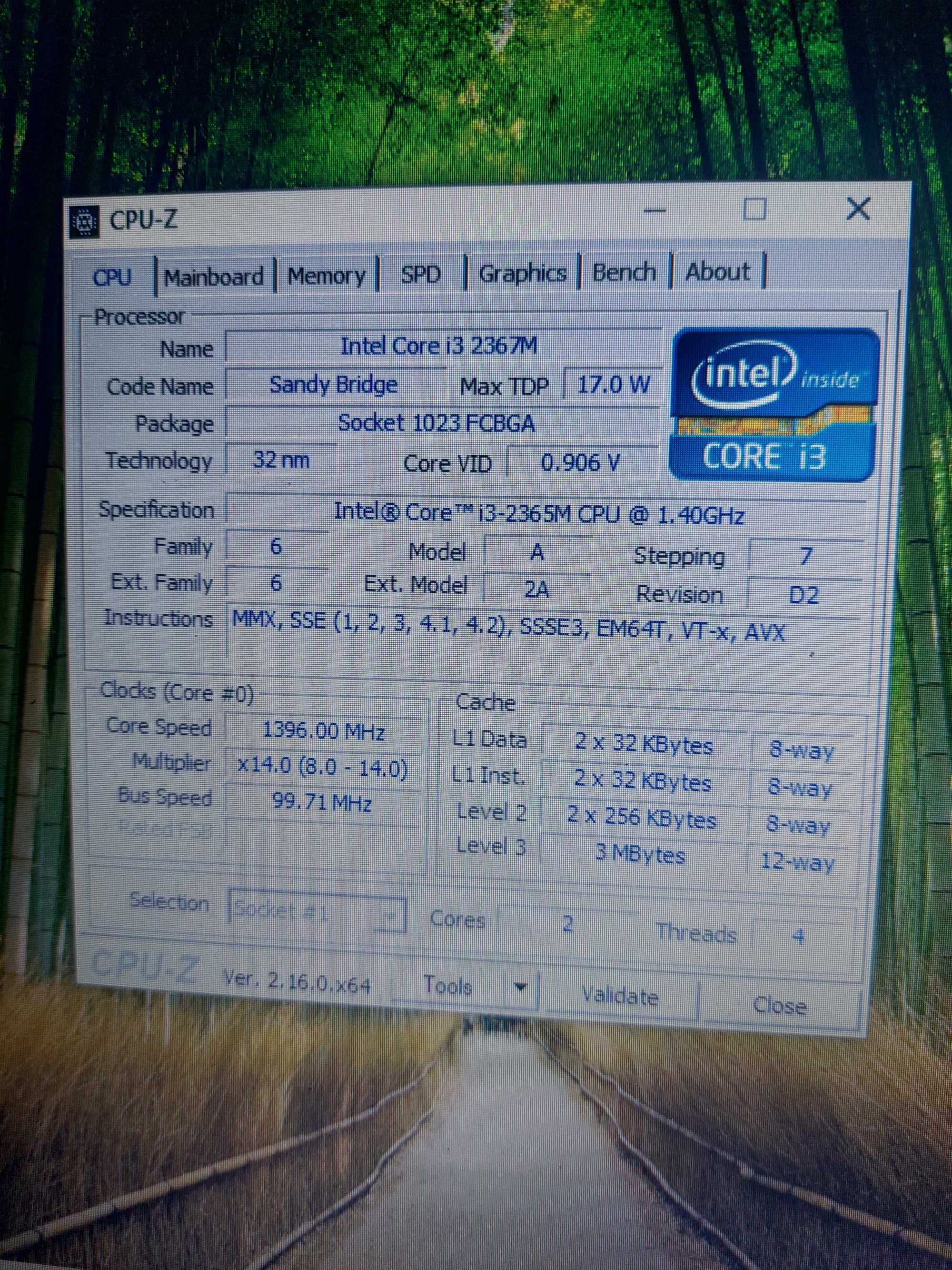 Laptop Asus X550C procesor i3 8gbRAM SSD 256GB