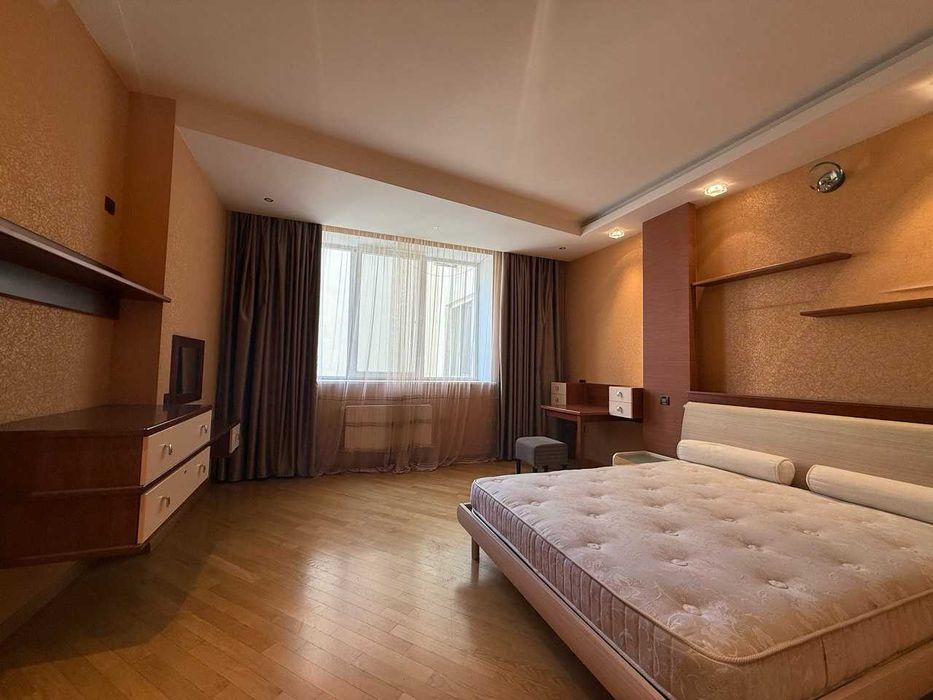 Продам 3-к квартиру в Аркадии, ЖК Тенистый, 123 м², АГВ, ремонт.