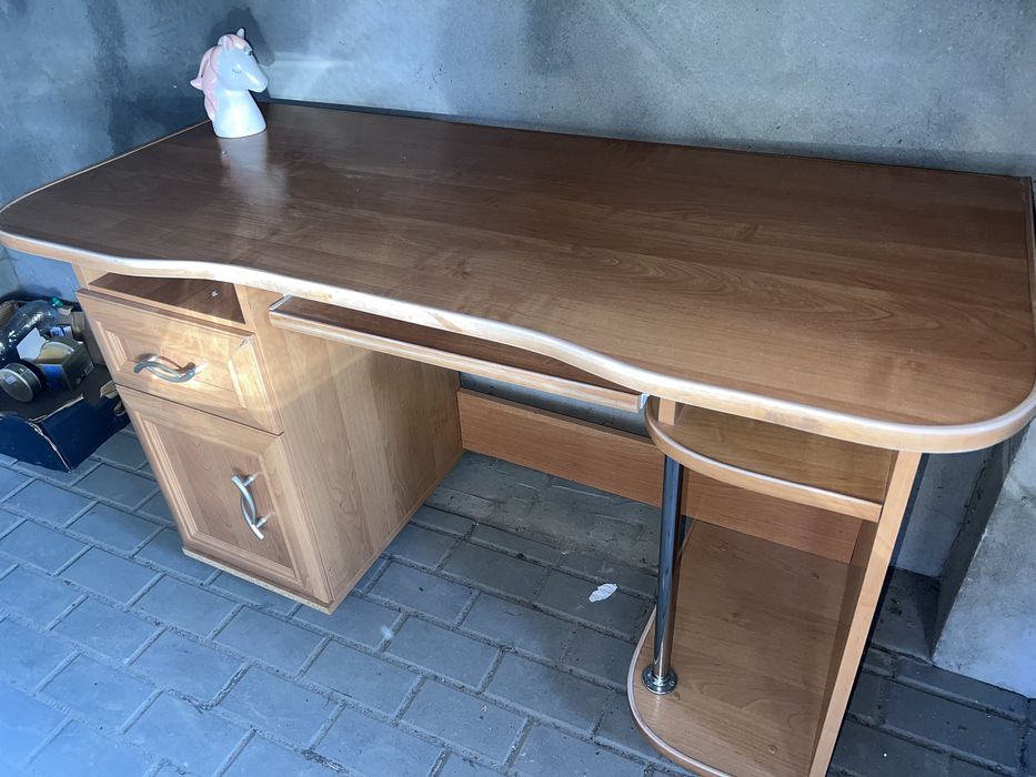 Biurko używane drewniane