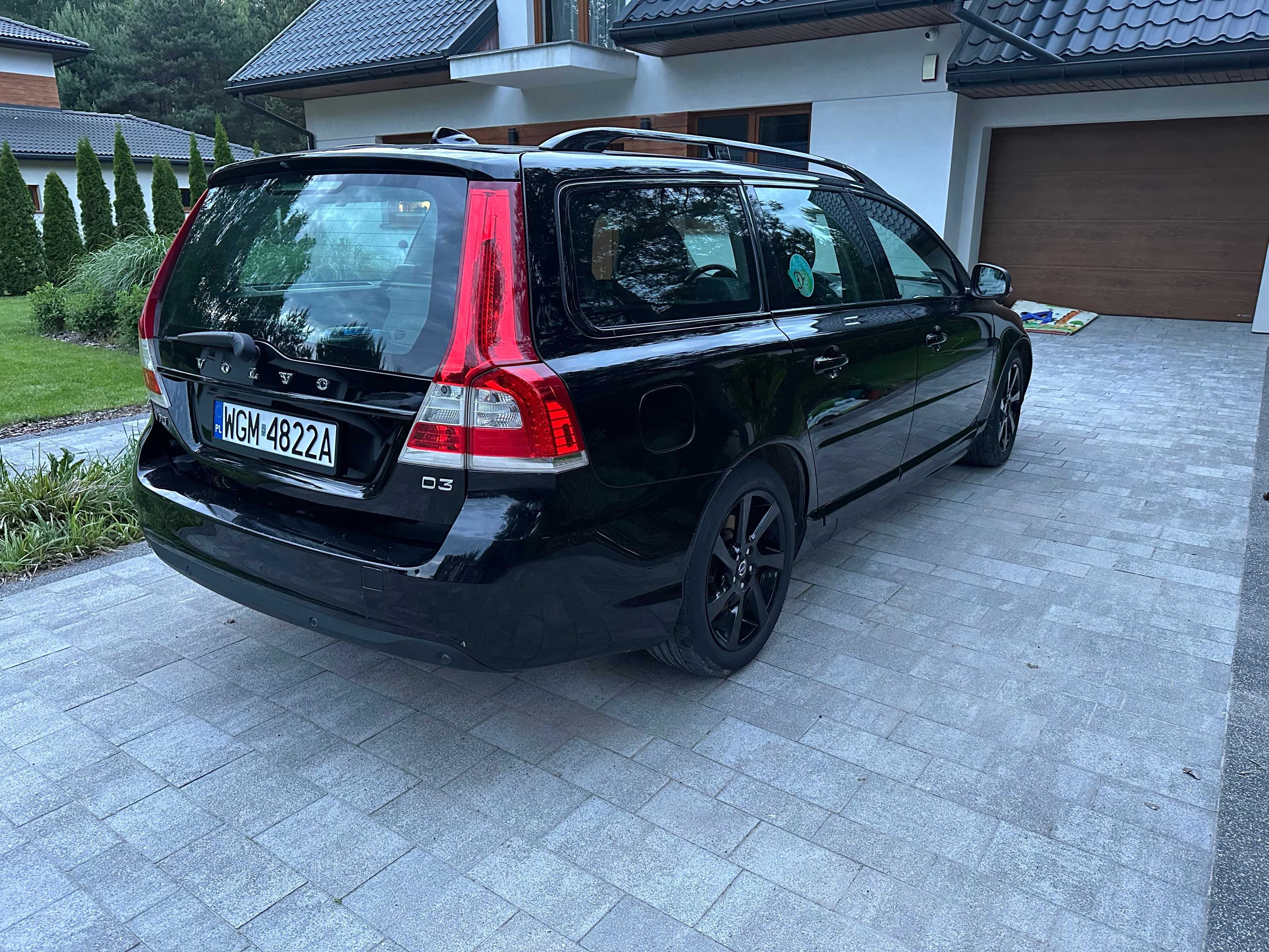 Volvo V70 D3 2014r. Black edition