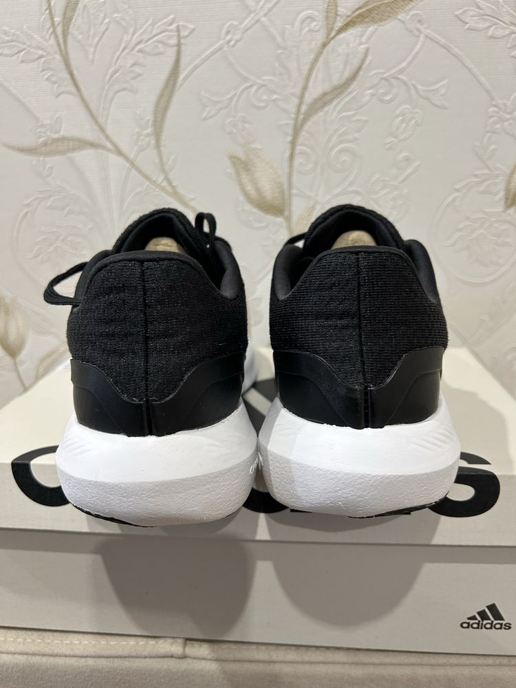 Кросівки ADIDAS оригінал