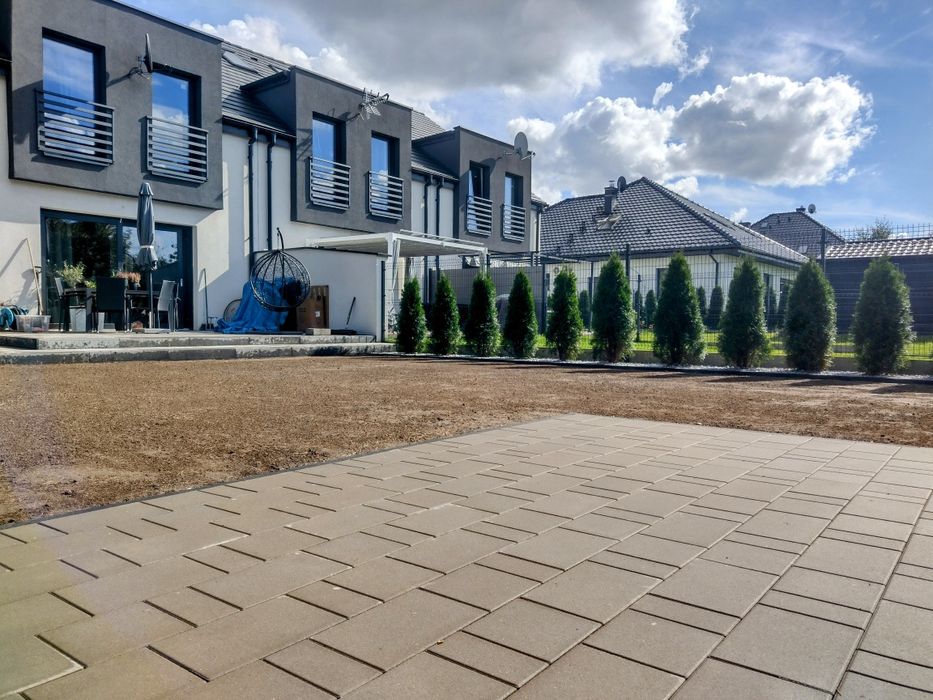 Układanie kostki brukowej Malowanie/Mycie elewacji Zakładanie trawnika