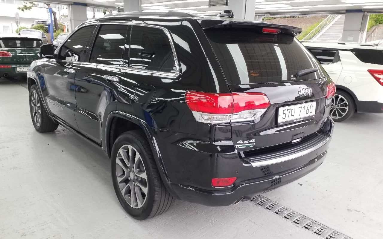 Jeep Grand Cherokee (WK2) 3.0(d) V6