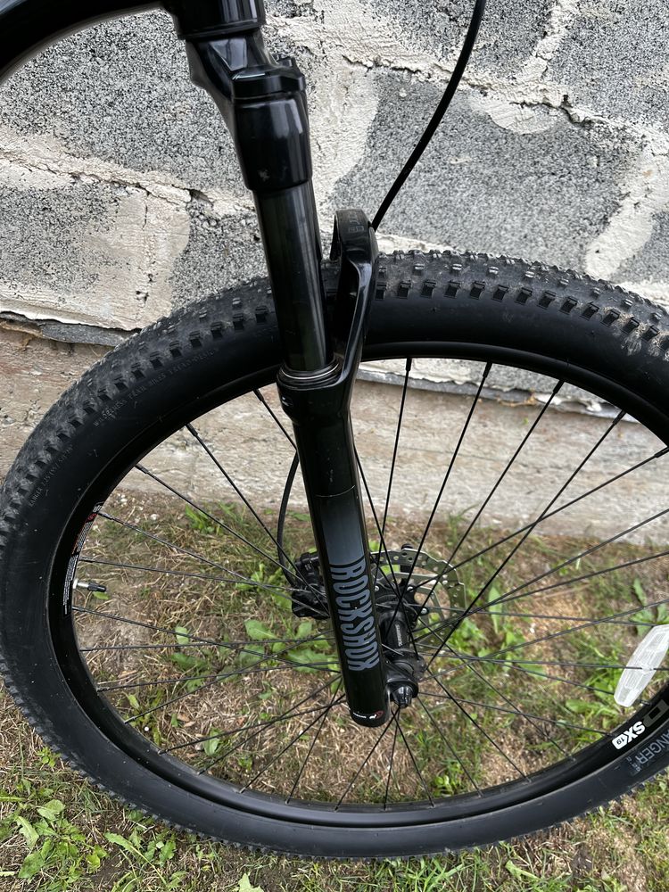 Canondale trail 5 на повітряній вилці