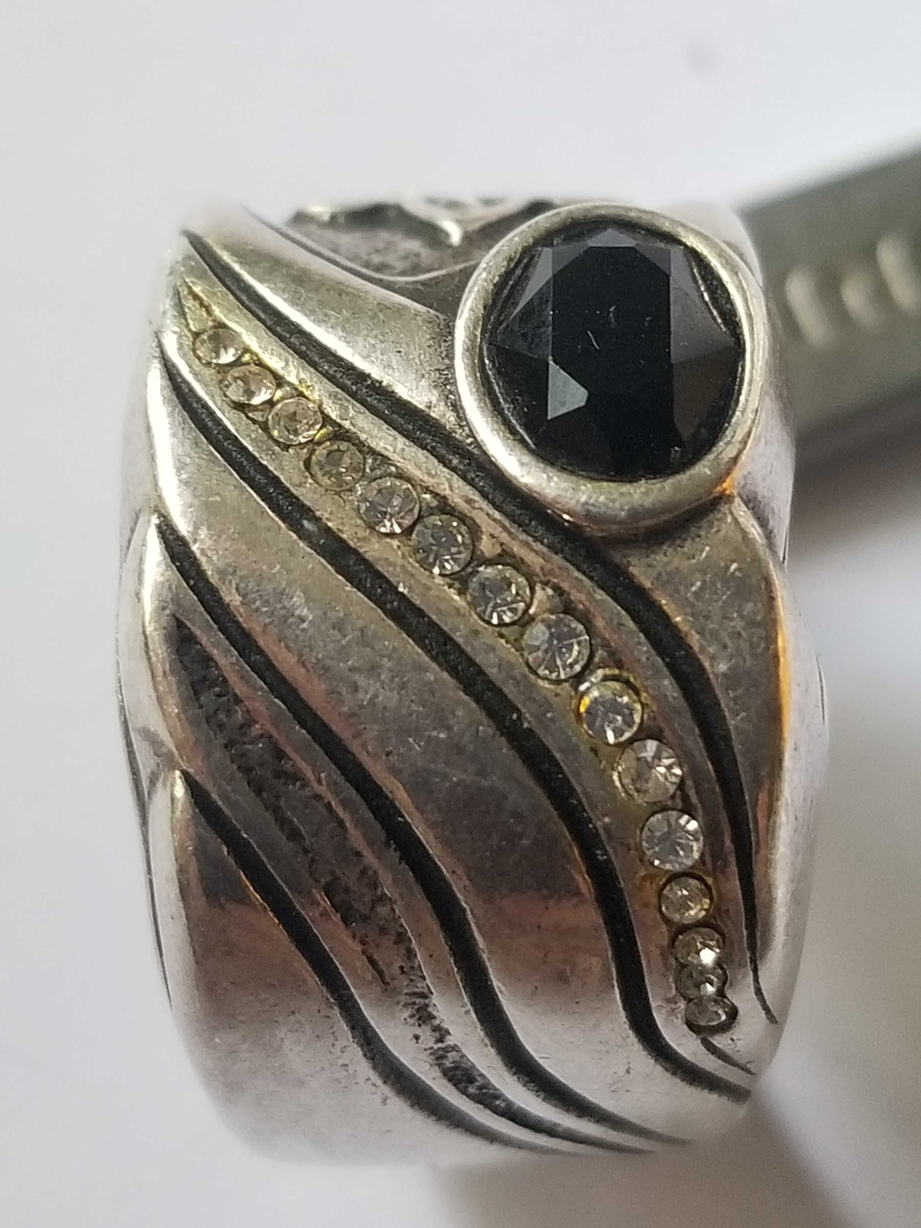 чоловічий перстень срібло 925, королівська лілія з камінням