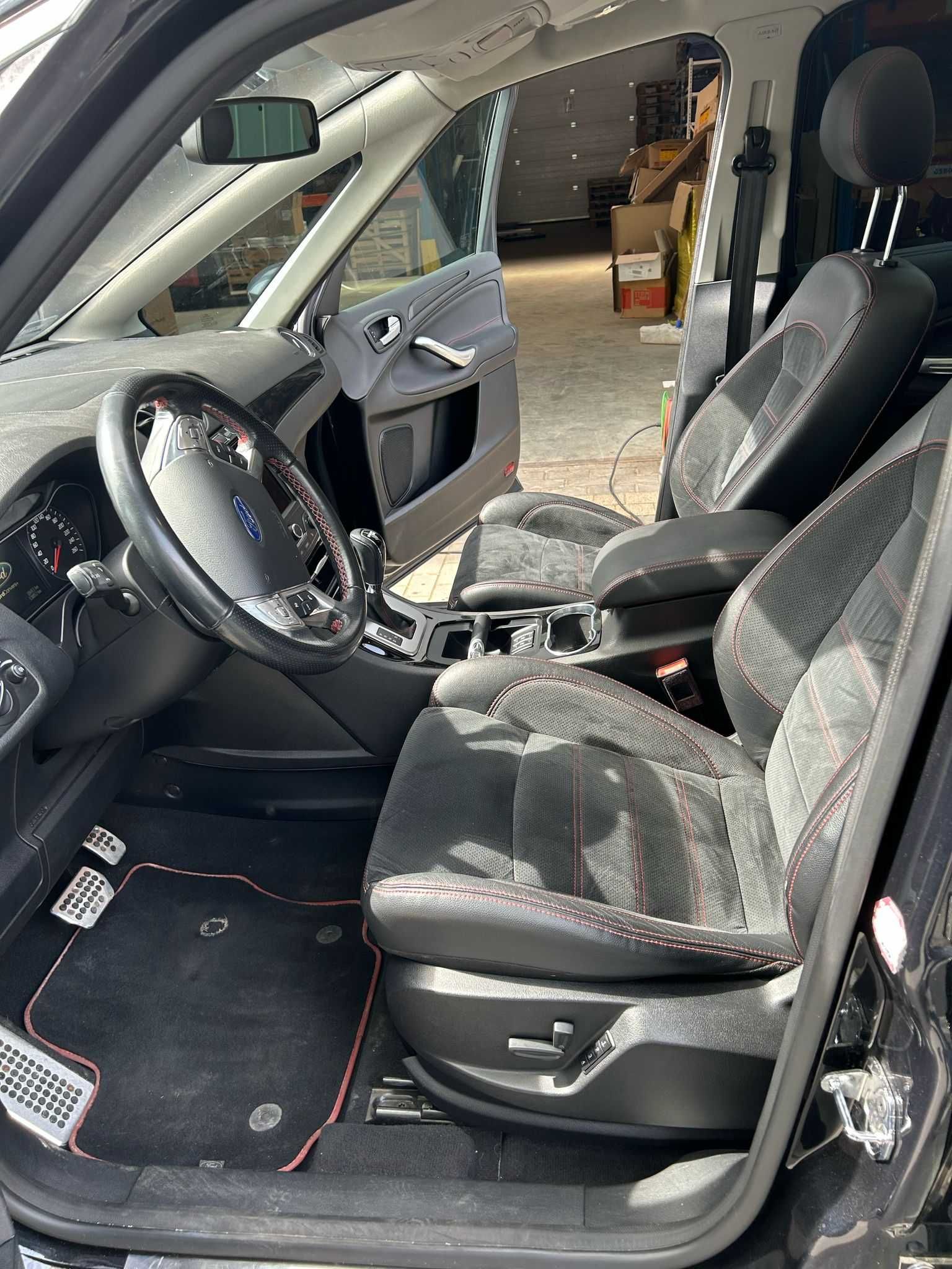 Ford S-Max 2.0 EcoBoost Titanium