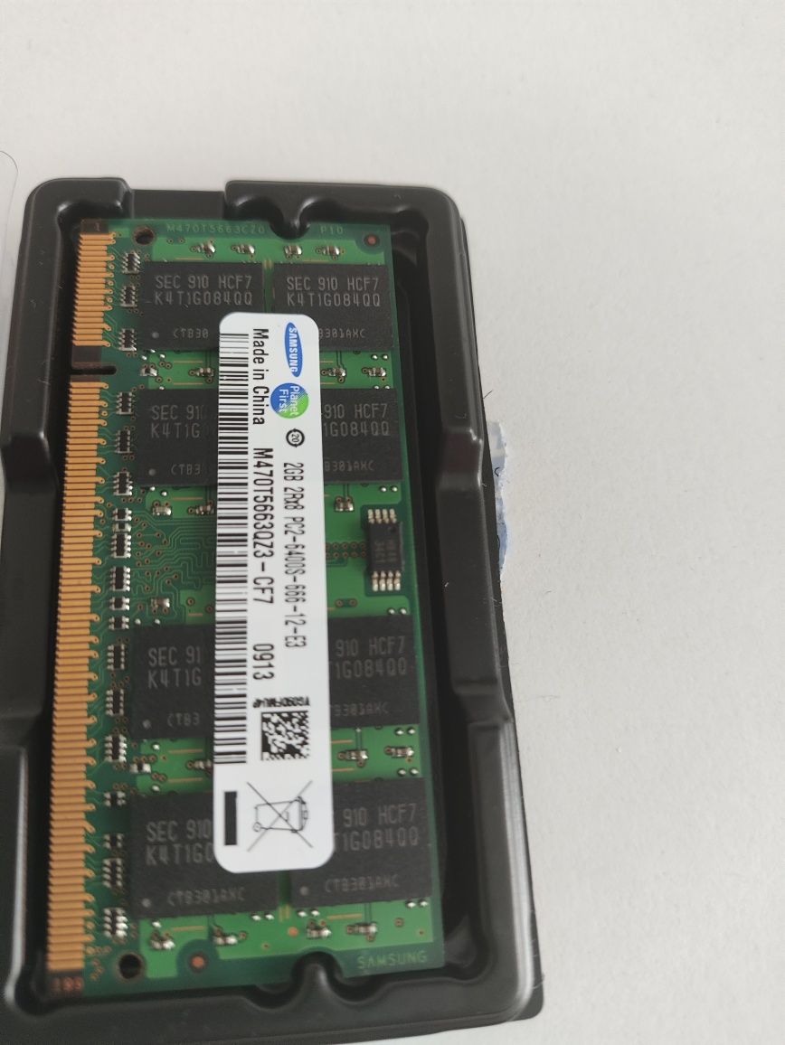 Оперативна пам'ять samsung ddr2 800 2gb