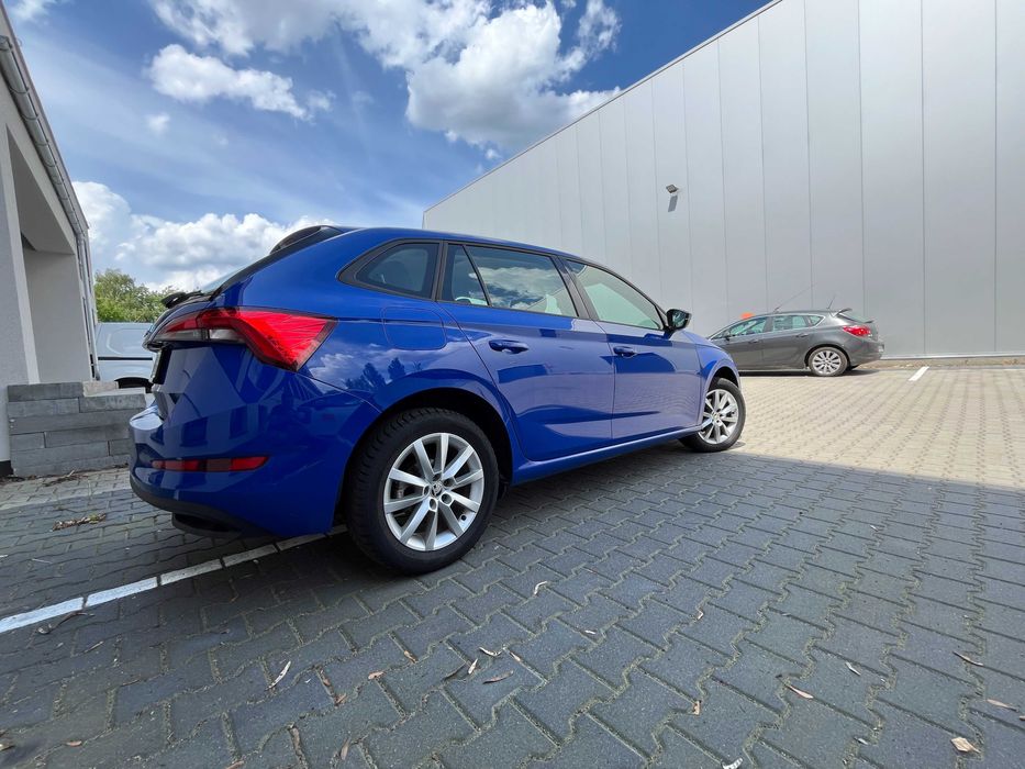 Wynajem samochodów - Skoda Scala z LPG