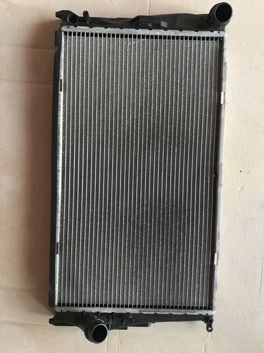 Радіатор охолодження BMW X1 E84