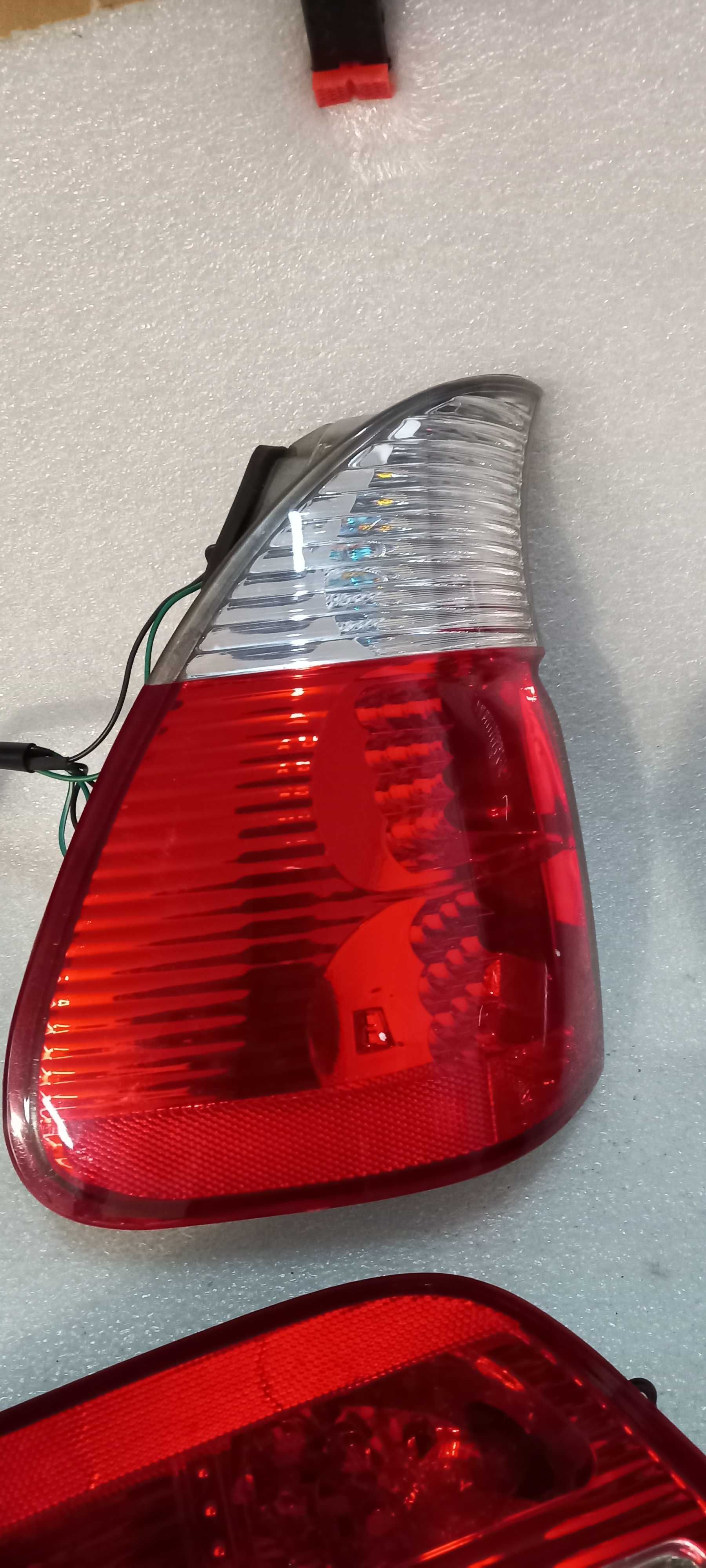 Lampa lampy tył LED BMW X5 E53 kpl