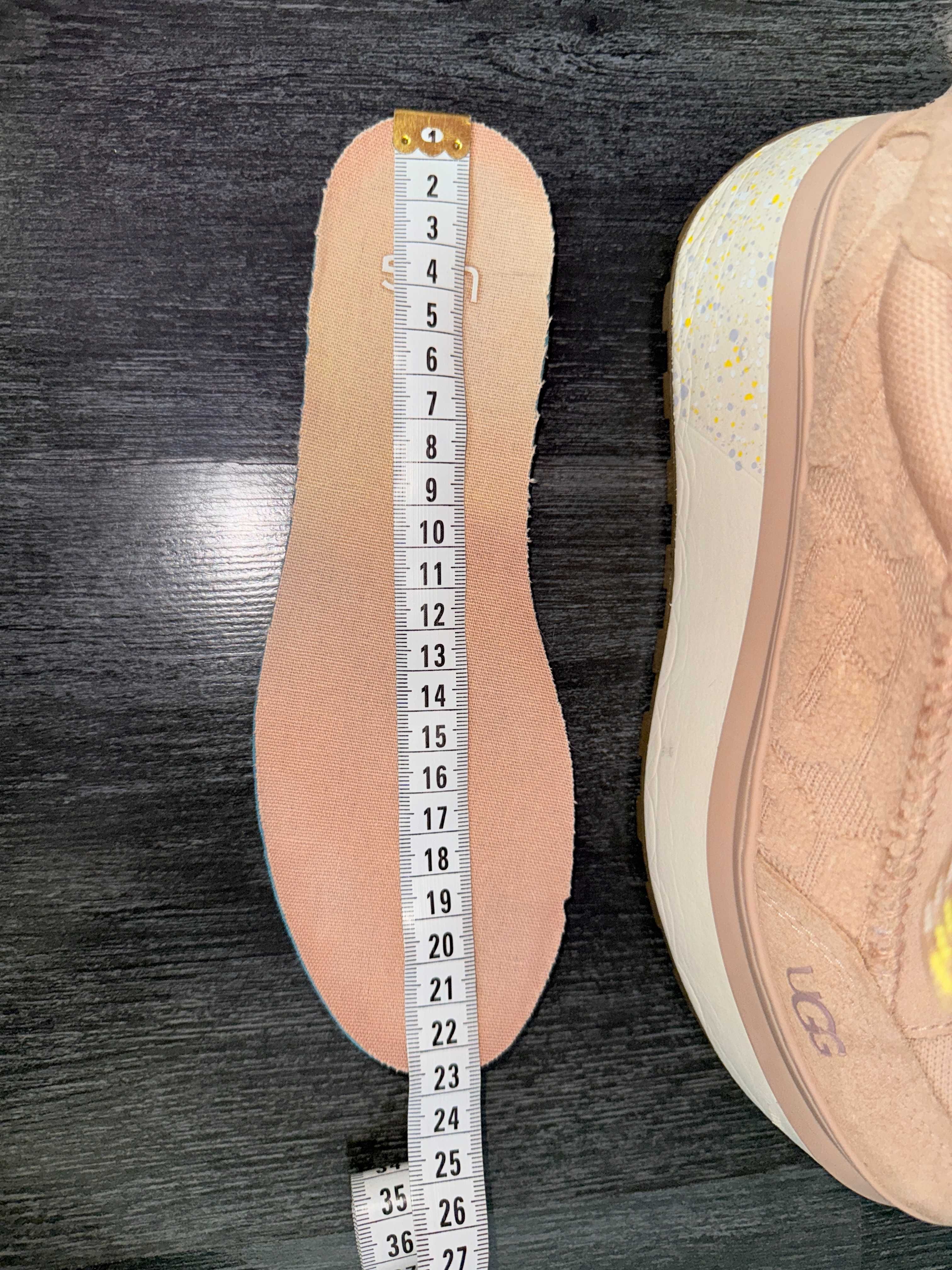 Круті кросівки UGG Women's Marin Logo оригінал р-р 35-36 уст 22,5 см