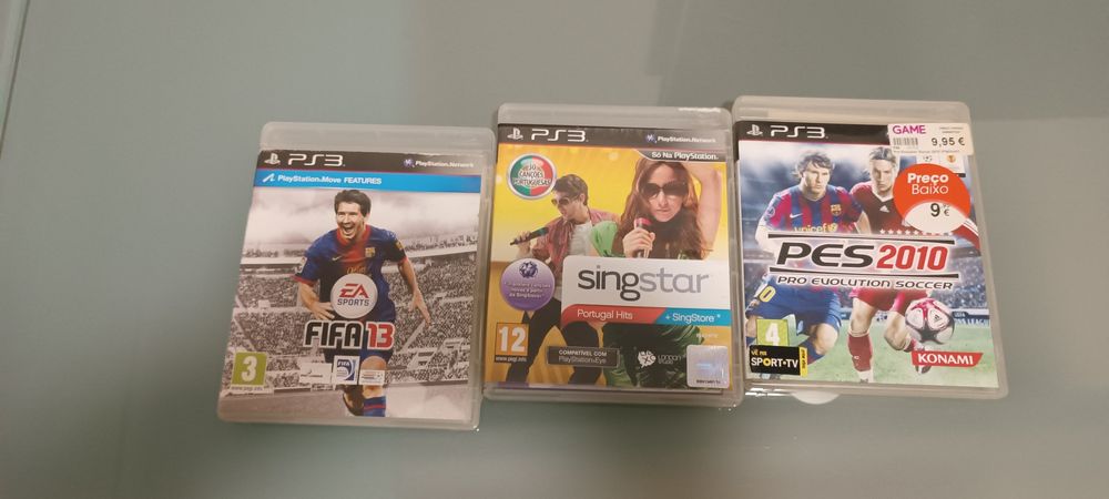 PS3 com 5 jogos com acessórios