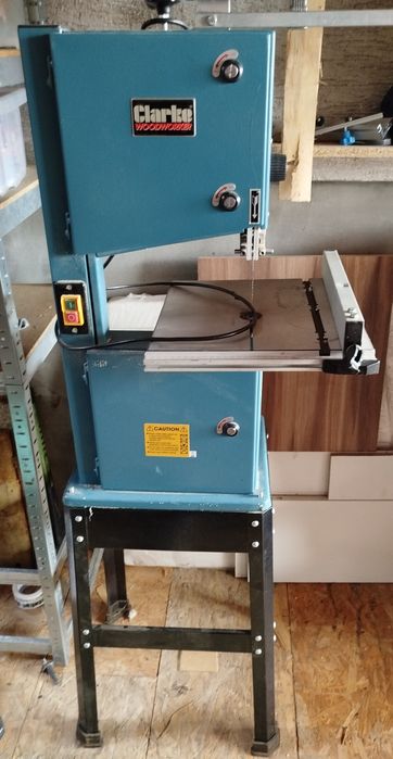Piła taśmowa firmy Clarke Woodworker