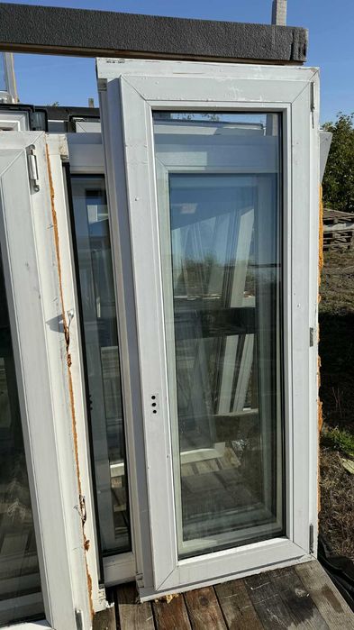 Okna PCV odcinane 84x82, 147x58, 142x61,  161x64, 142x82, 143x156