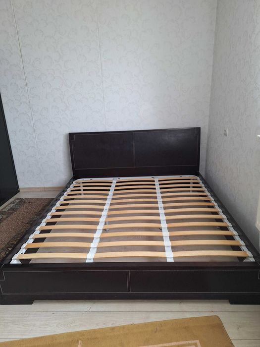 Ліжко двоспальне