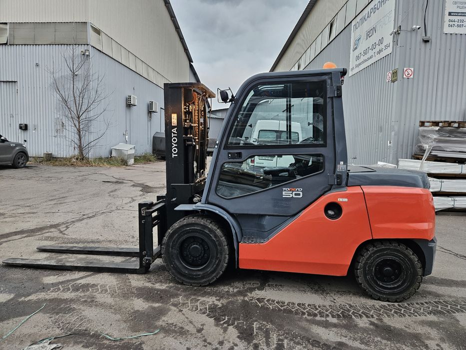 Навантажувач Toyota 5 тонн дизель. Погрузчик вилочный Тойота 5 т