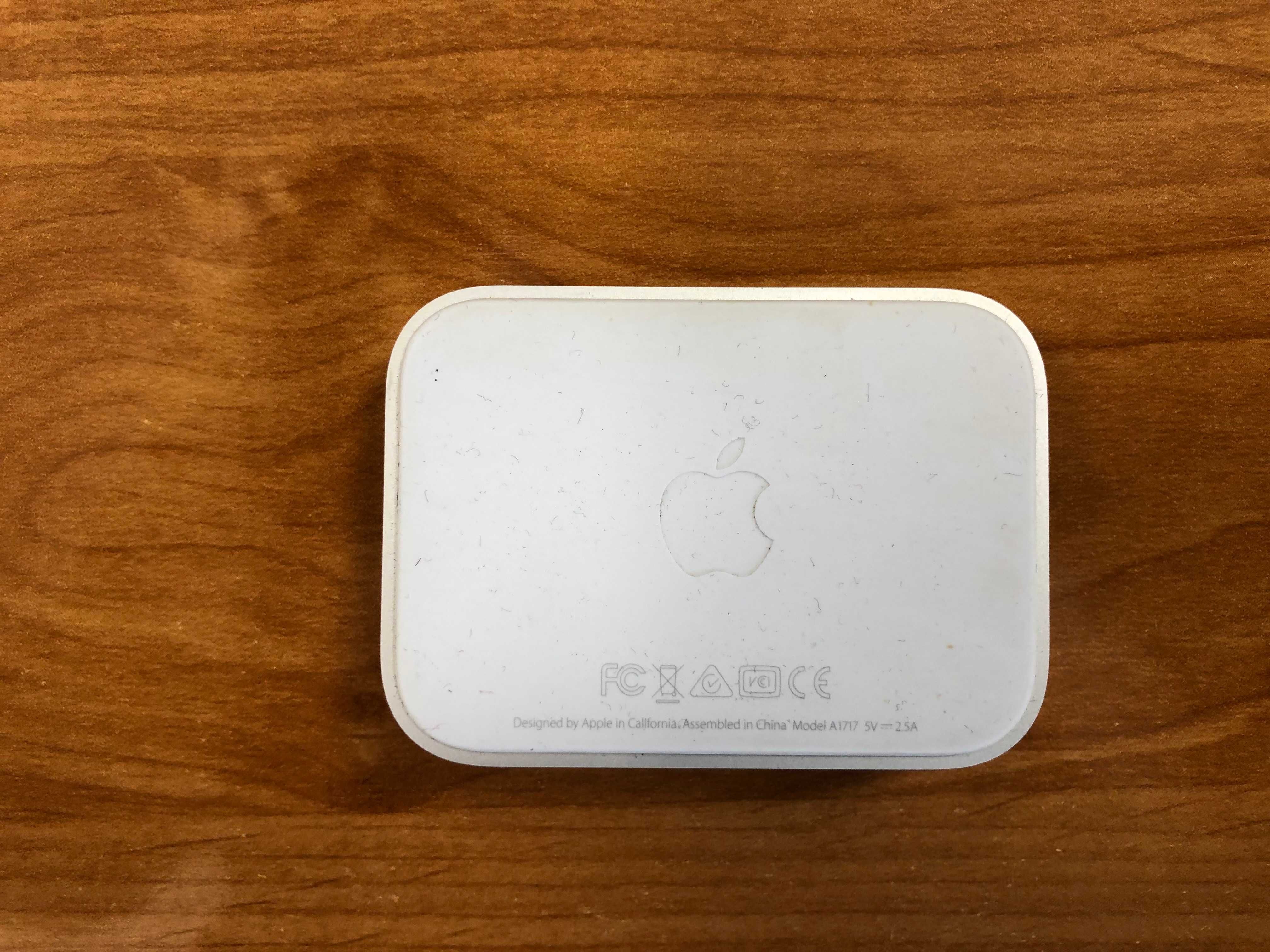 Apple stacja dokująca iPhone lightning A1717