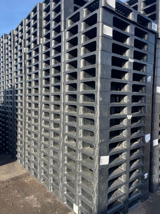 Palety plastikowe 120x80 Mocne&Od reki